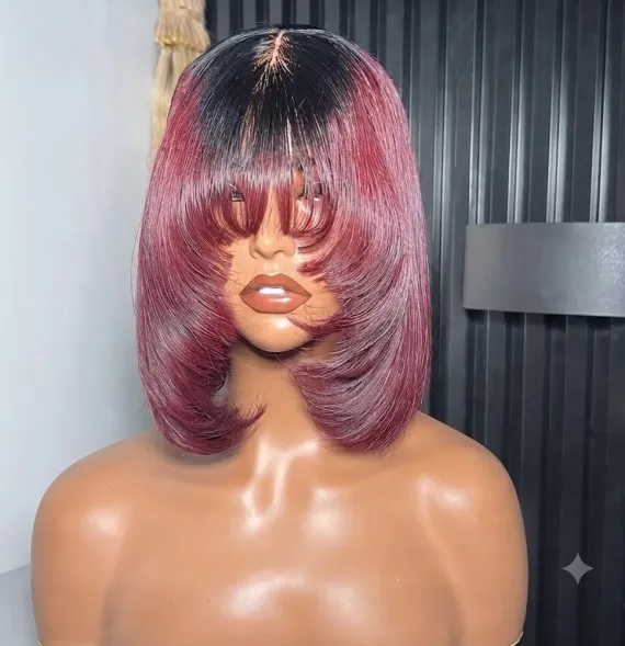 Peluca Bob Corta de Pelo Humano con Flequillo y Degradado Tono Borgoña y Raíces Oscuras para Mujer