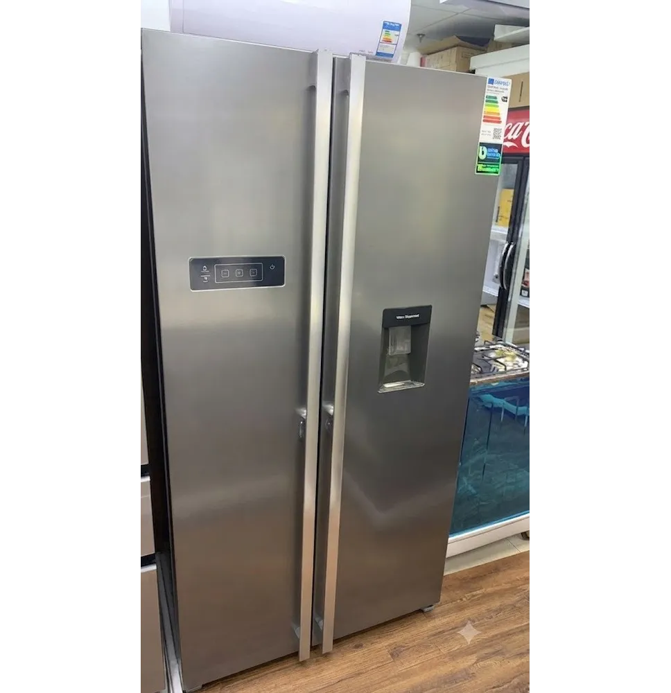 Refrigerador Side by Side LG Acabado Metálico con Dispensador de Agua y Panel Digital