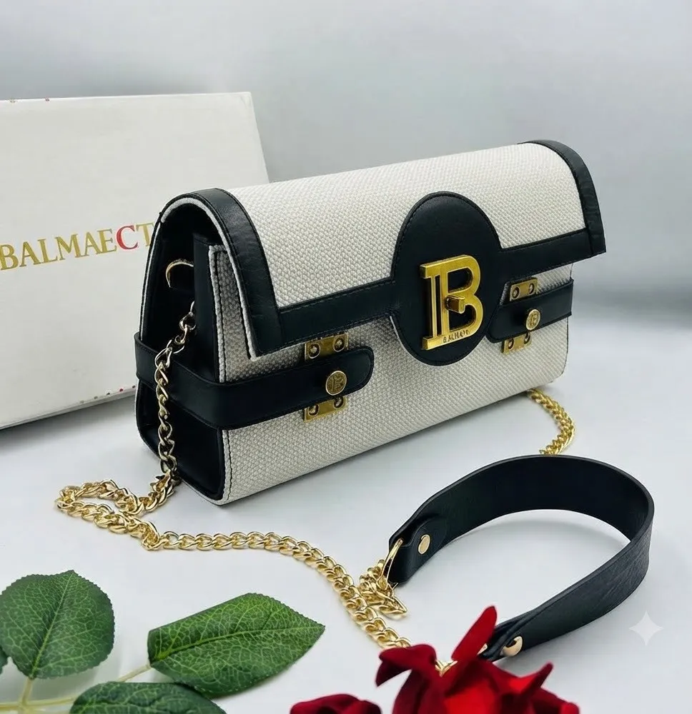 Bolso Bandolera Elegante con Cierre de Monograma "B", Detalles en Contraste y Cadena Metálica Dorada