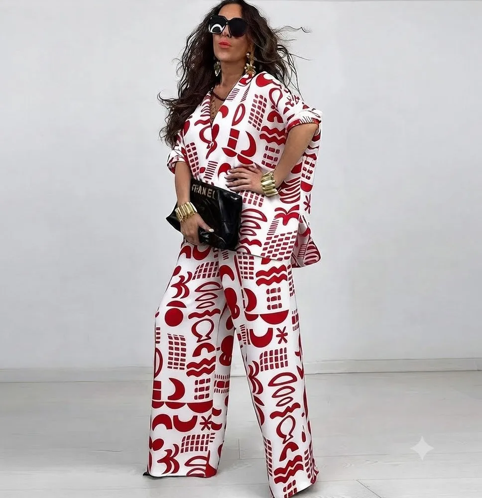Conjunto Oversized de Blusa y Pantalón Ancho Estampado - Blanco y Rojo