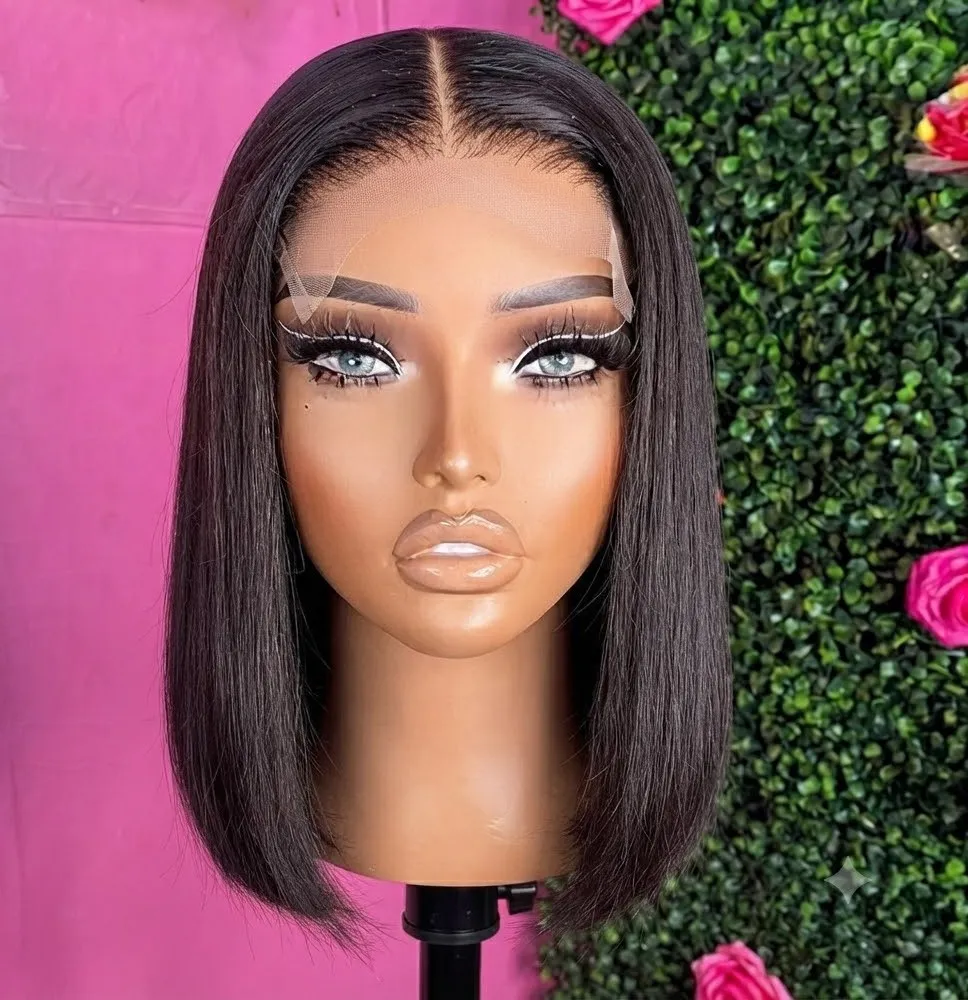 Peluca Bob Lacia Frontal de Encaje con Raya al Medio y Cabello Negro Natural