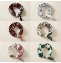 Pañuelos de seda para cuello con perla (6 diseños A)