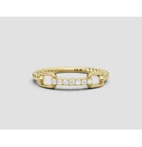 Anillo de banda retorcida con diamantes