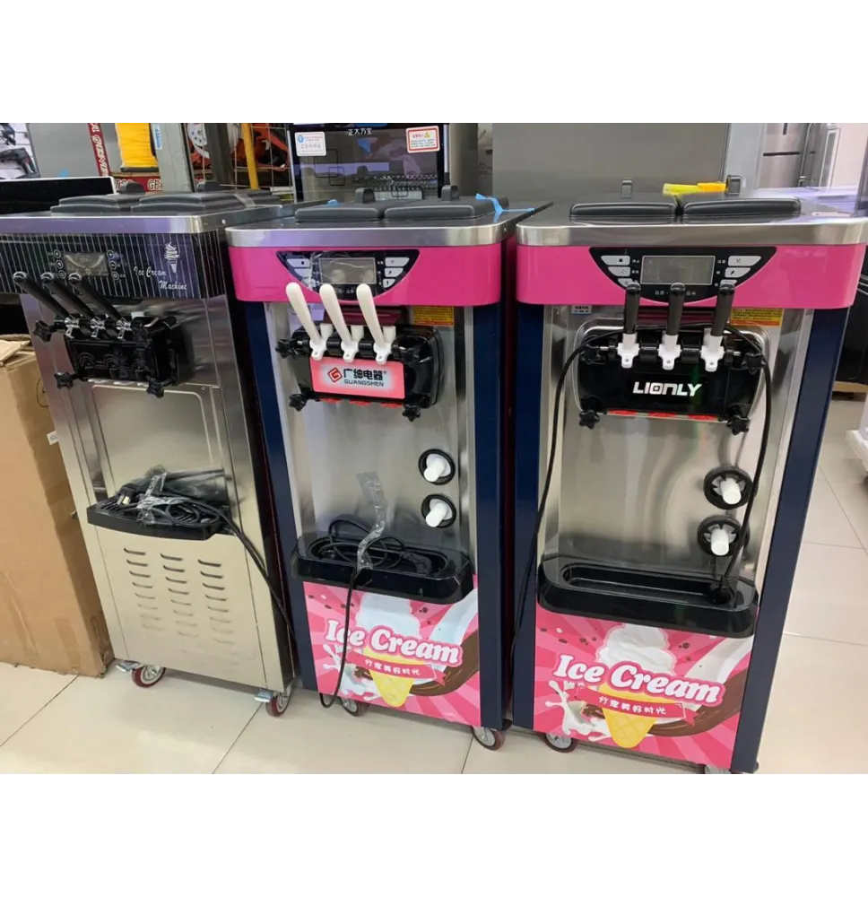 Ice Cream Maker Máquina De Helado Soft Serve Semiautomática