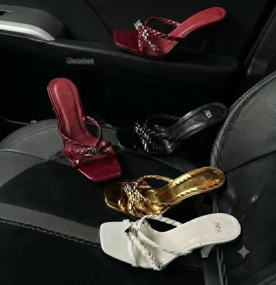 Sandalias Destalonadas de Tacón Bajo con Tiras y Hebilla Decorativa para Mujer